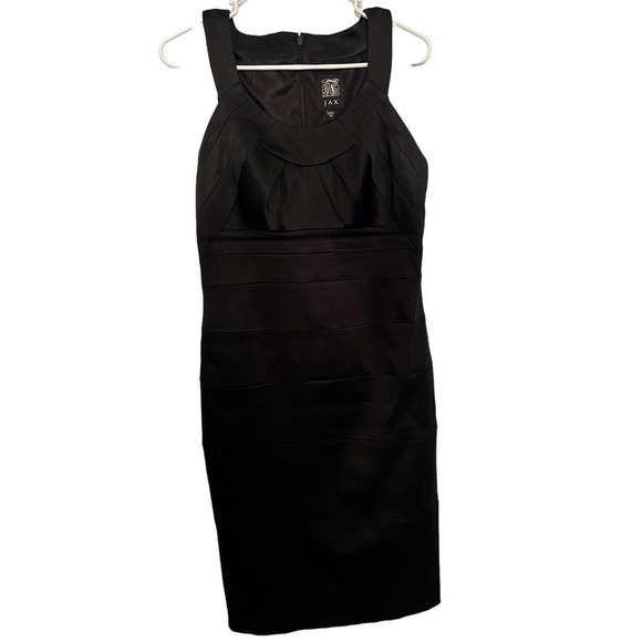Jax Dresses & Skirts - JAX Women Size‎ 10 Black Sleeveless Mini Dress